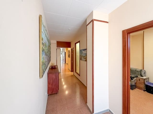 4 sypialnia Mieszkanie na sprzedaż w Lloret de Mar z garażem - 270 000 € (Ref: 10170496)