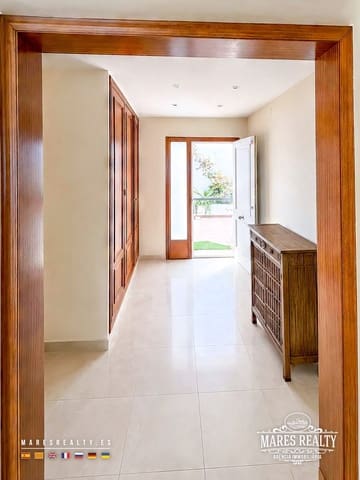 3 slaapkamer Villa te koop in Lloret de Mar met zwembad garage - € 1.500.000 (Ref: 10173136)