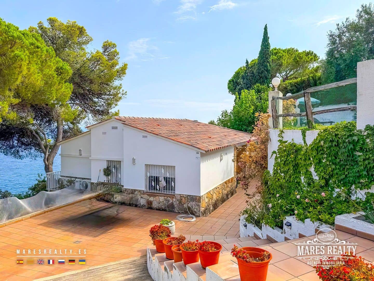 3 soverom Villa til salgs i Lloret de Mar med svømmebasseng garasje - € 1 500 000 (Ref: 10173136)