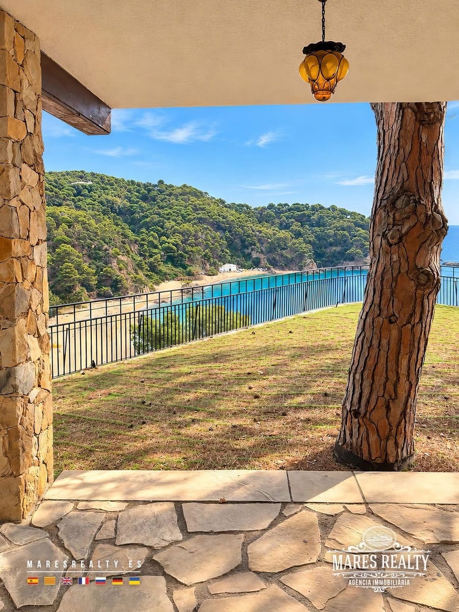 7 slaapkamer Villa te koop in Lloret de Mar met zwembad garage - € 4.200.000 (Ref: 10174337)