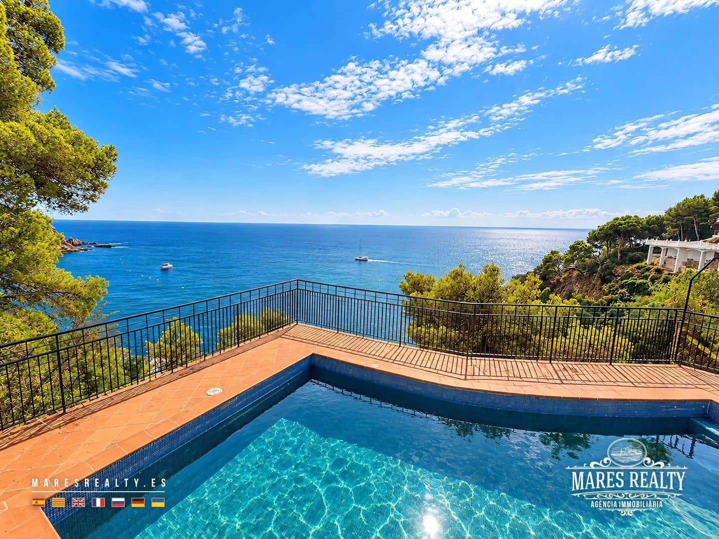 7 slaapkamer Villa te koop in Lloret de Mar met zwembad garage - € 4.200.000 (Ref: 10174337)