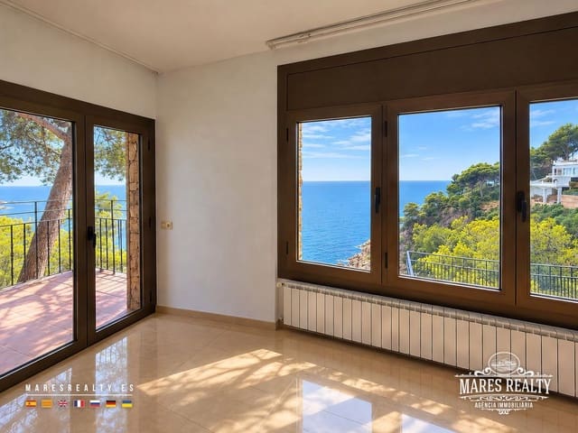 7 slaapkamer Villa te koop in Lloret de Mar met zwembad garage - € 4.200.000 (Ref: 10174337)