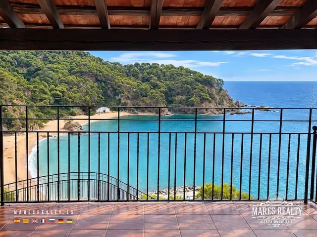 7 slaapkamer Villa te koop in Lloret de Mar met zwembad garage - € 4.200.000 (Ref: 10174337)