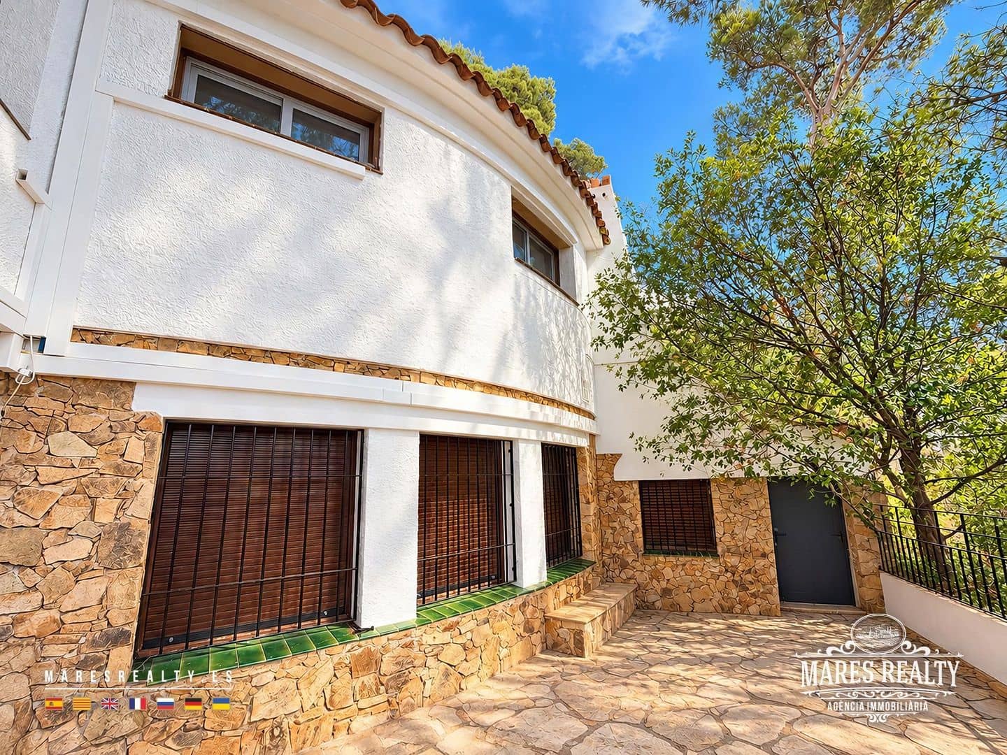 7 slaapkamer Villa te koop in Lloret de Mar met zwembad garage - € 4.200.000 (Ref: 10174337)