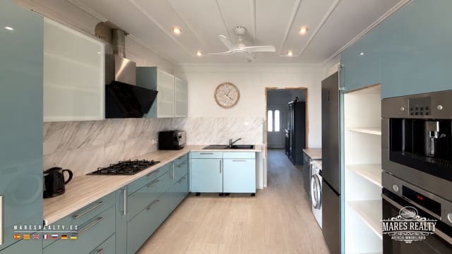 4 sypialnia Willa na sprzedaż w Vidreres z basenem garażem - 299 000 € (Ref: 10179870)
