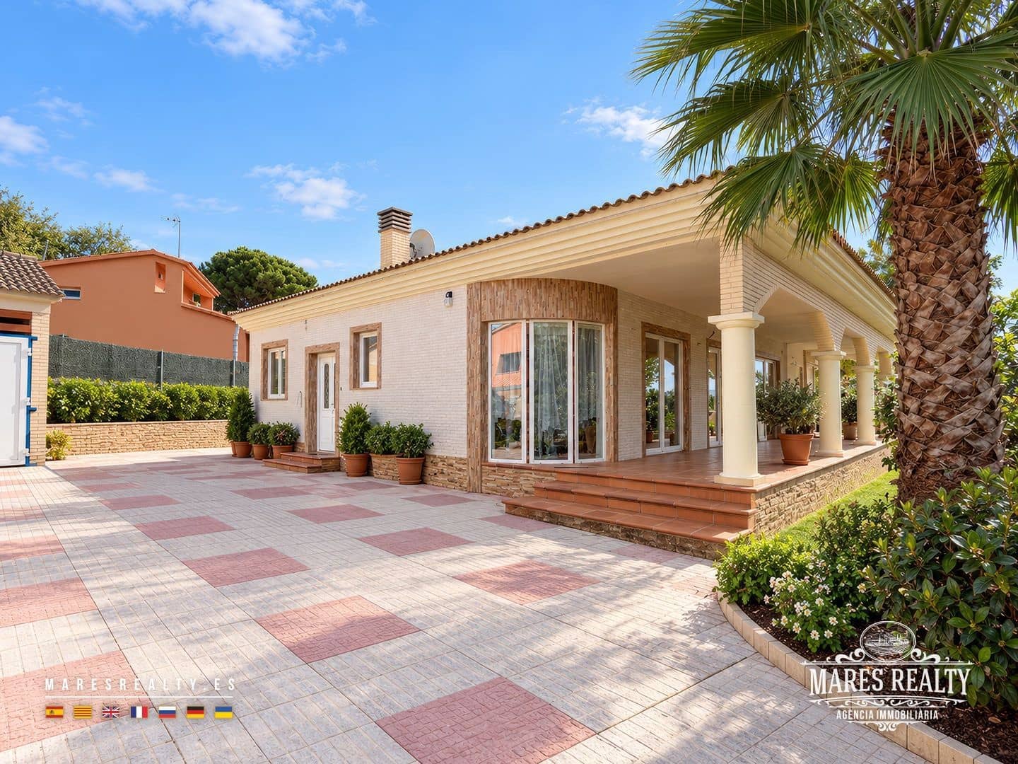 4 sypialnia Willa na sprzedaż w Vidreres z basenem garażem - 299 000 € (Ref: 10179870)