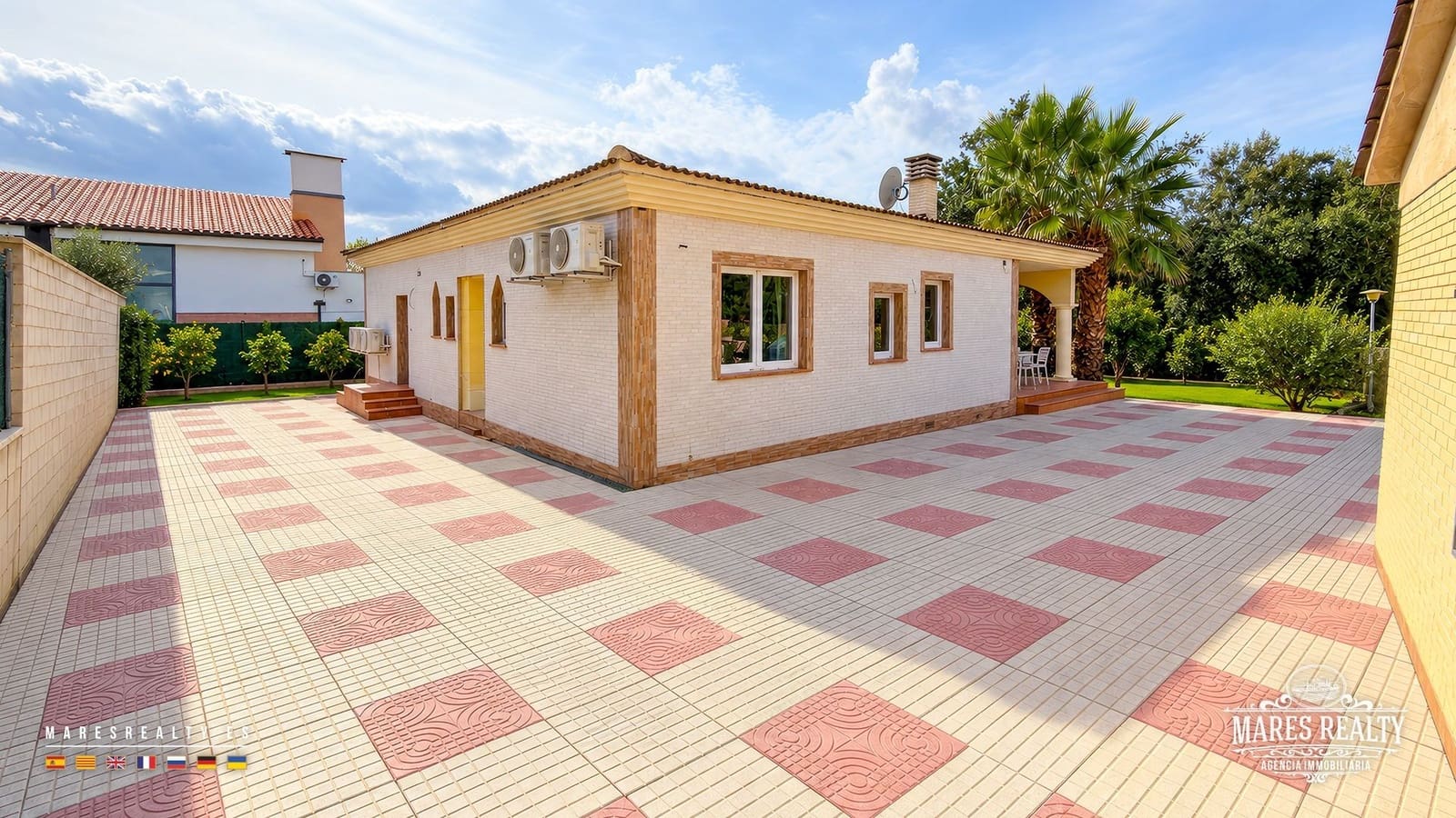 4 sypialnia Willa na sprzedaż w Vidreres z basenem garażem - 299 000 € (Ref: 10179870)