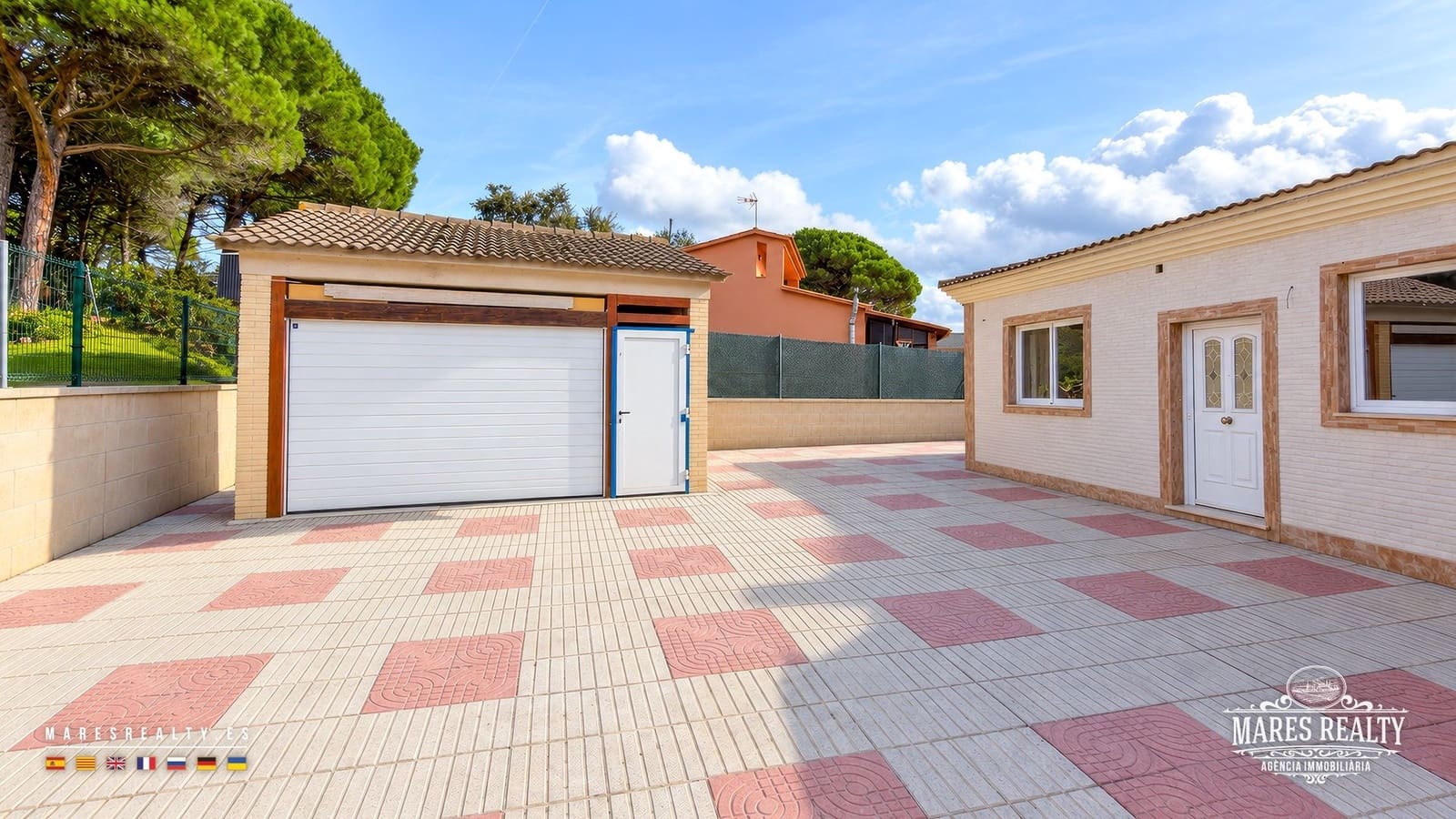 4 sypialnia Willa na sprzedaż w Vidreres z basenem garażem - 299 000 € (Ref: 10179870)