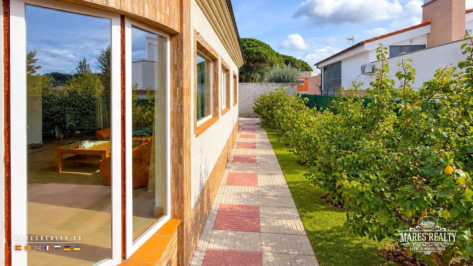 4 sypialnia Willa na sprzedaż w Vidreres z basenem garażem - 299 000 € (Ref: 10179870)
