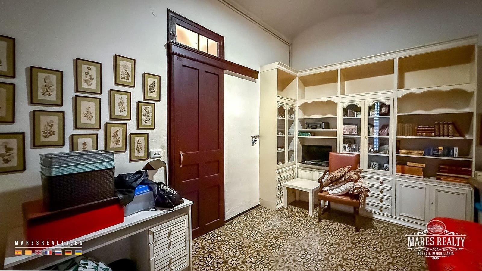 16 bedroom Villa for sale in Caldes de Malavella with garage - € 480,000 (Ref: 10179871)