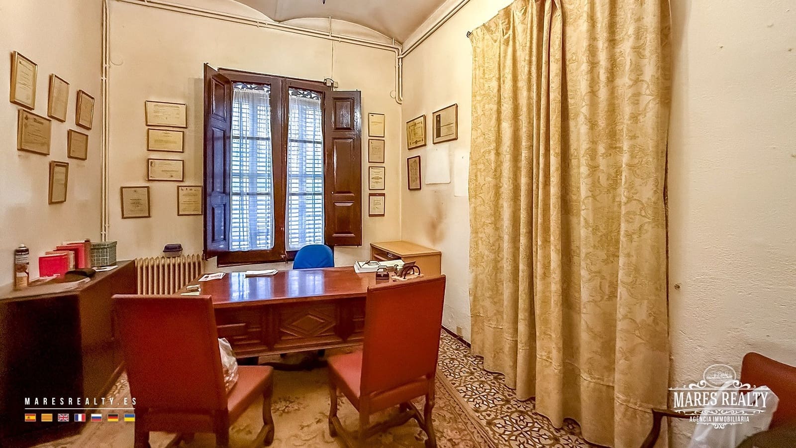 16 bedroom Villa for sale in Caldes de Malavella with garage - € 480,000 (Ref: 10179871)