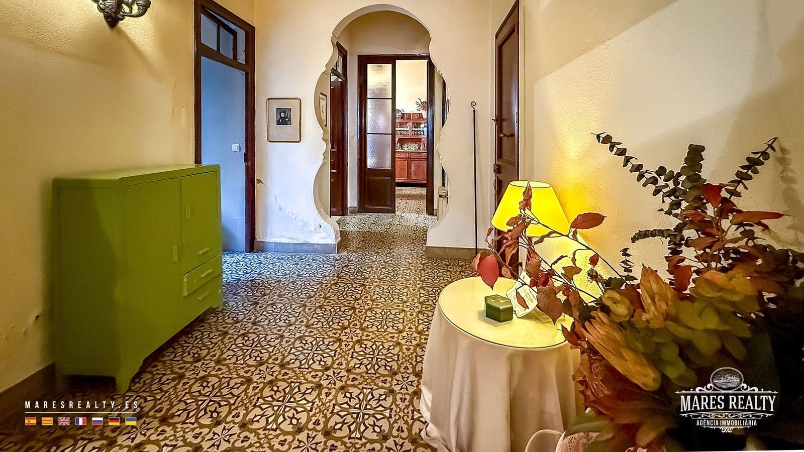 16 bedroom Villa for sale in Caldes de Malavella with garage - € 480,000 (Ref: 10179871)
