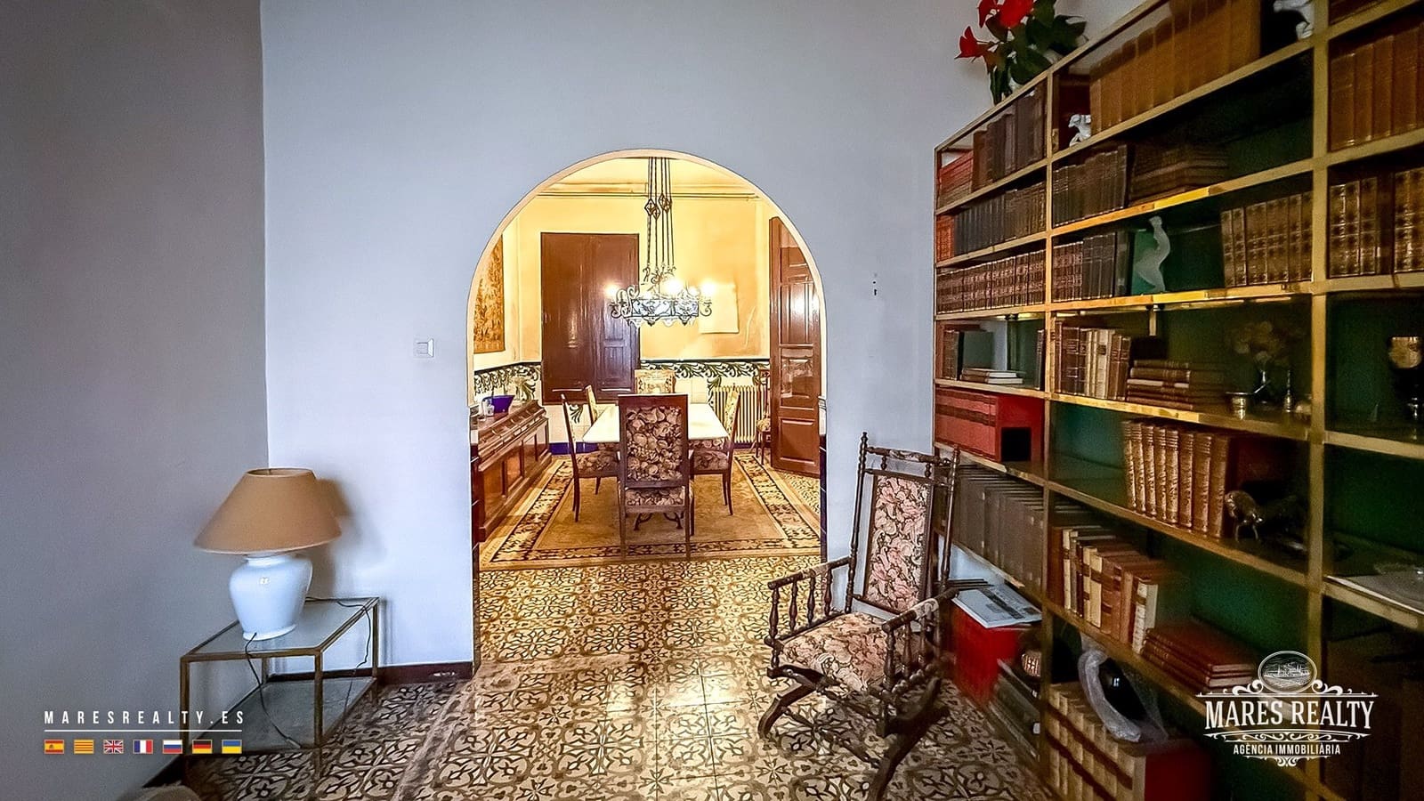16 bedroom Villa for sale in Caldes de Malavella with garage - € 480,000 (Ref: 10179871)
