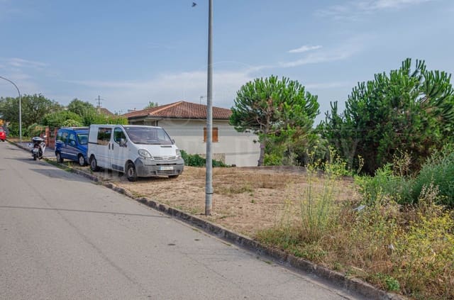 Grunde uden byggetilladelser til salg i Lloret de Mar - € 65.000 (Ref: 7335302)