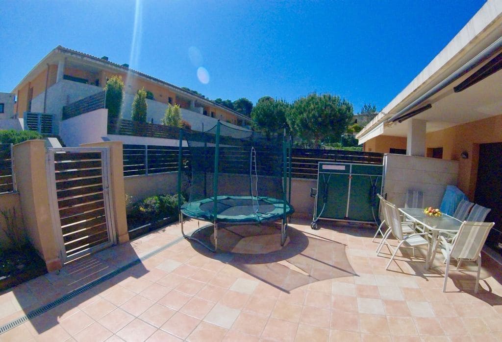 4 quarto Moradia para venda em Lloret de Mar com piscina garagem - 534 000 € (Ref: 7335315)