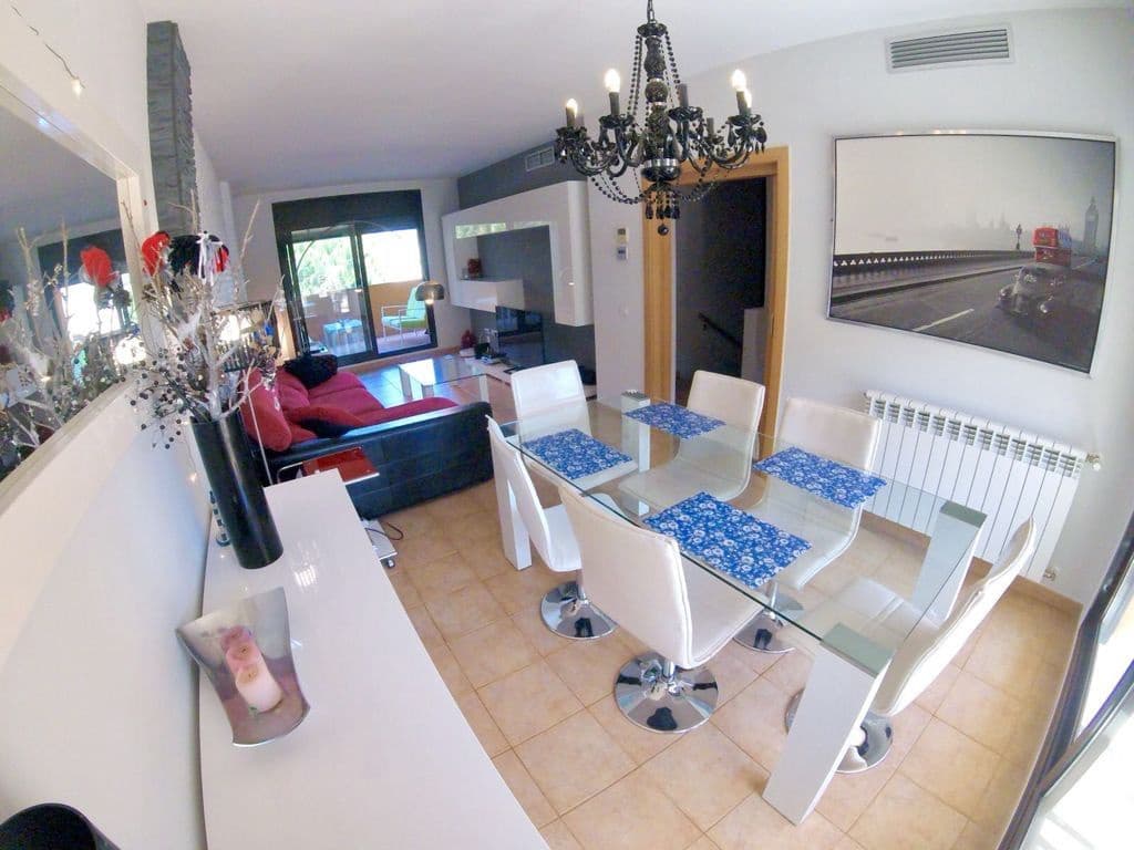 4 quarto Moradia para venda em Lloret de Mar com piscina garagem - 534 000 € (Ref: 7335315)