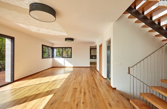 4 chambre Villa/Maison à vendre à Lloret de Mar avec piscine garage - 1 900 000 € (Ref: 7335323)