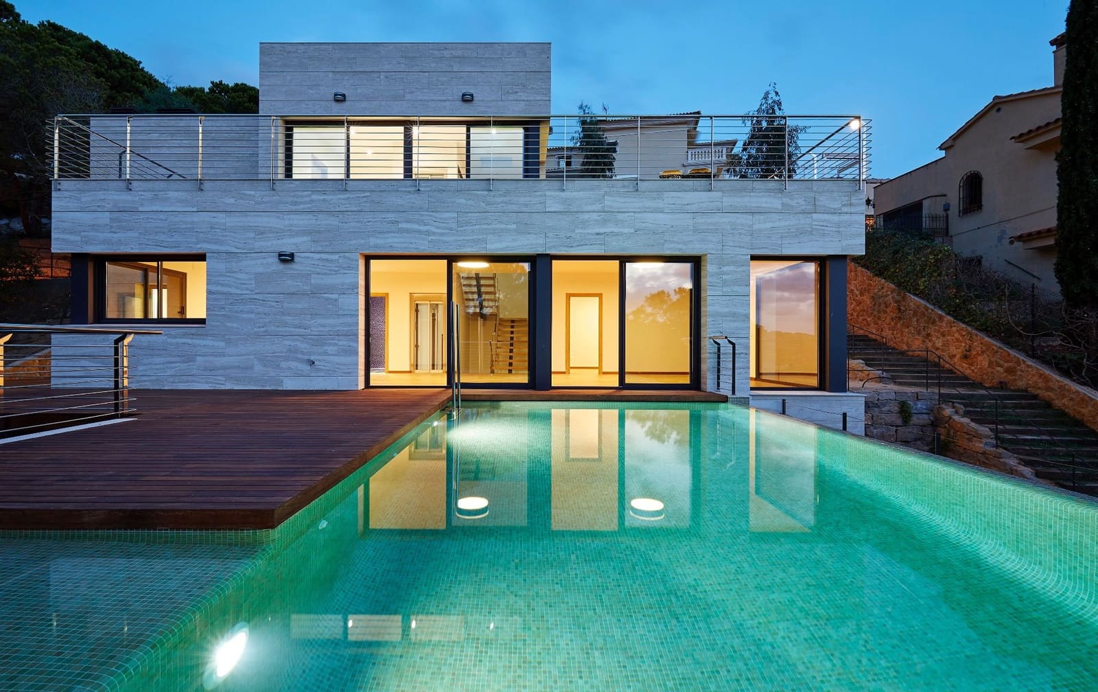 4 chambre Villa/Maison à vendre à Lloret de Mar avec piscine garage - 1 900 000 € (Ref: 7335323)