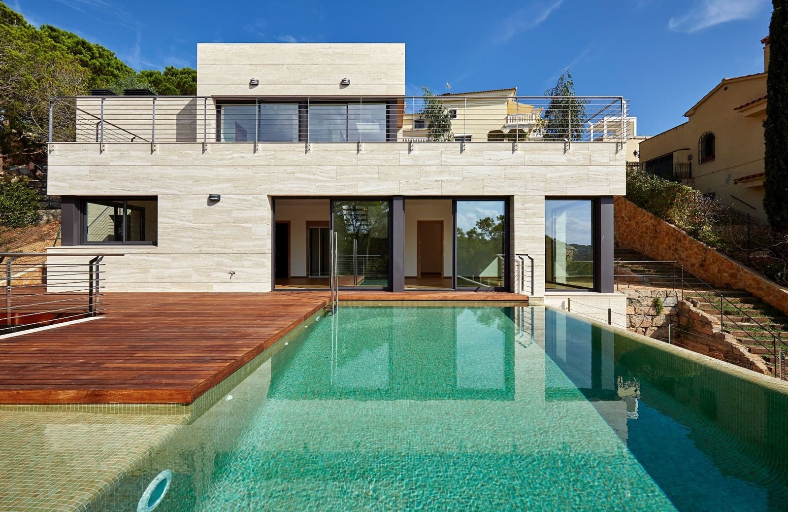 4 chambre Villa/Maison à vendre à Lloret de Mar avec piscine garage - 1 900 000 € (Ref: 7335323)