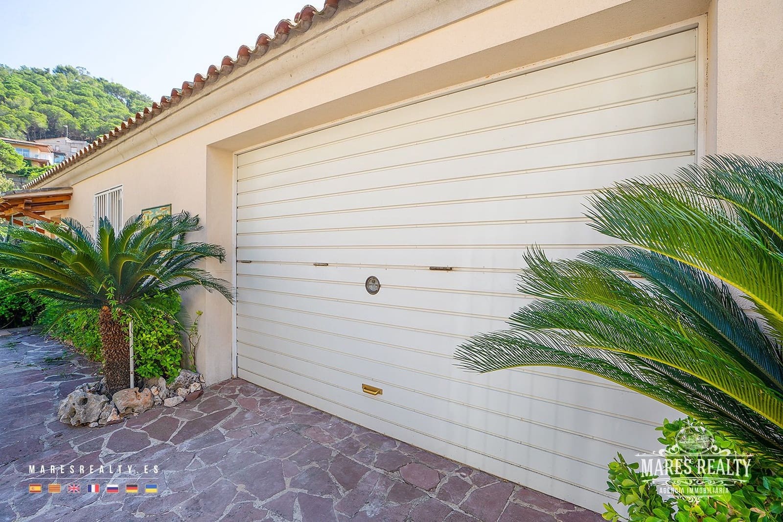 8 soveværelse Villa til salg i Lloret de Mar med garage - € 660.000 (Ref: 7335365)