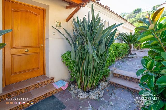 8 soveværelse Villa til salg i Roca Grossa, Lloret de Mar med garage - € 660.000 (Ref: 7335365)