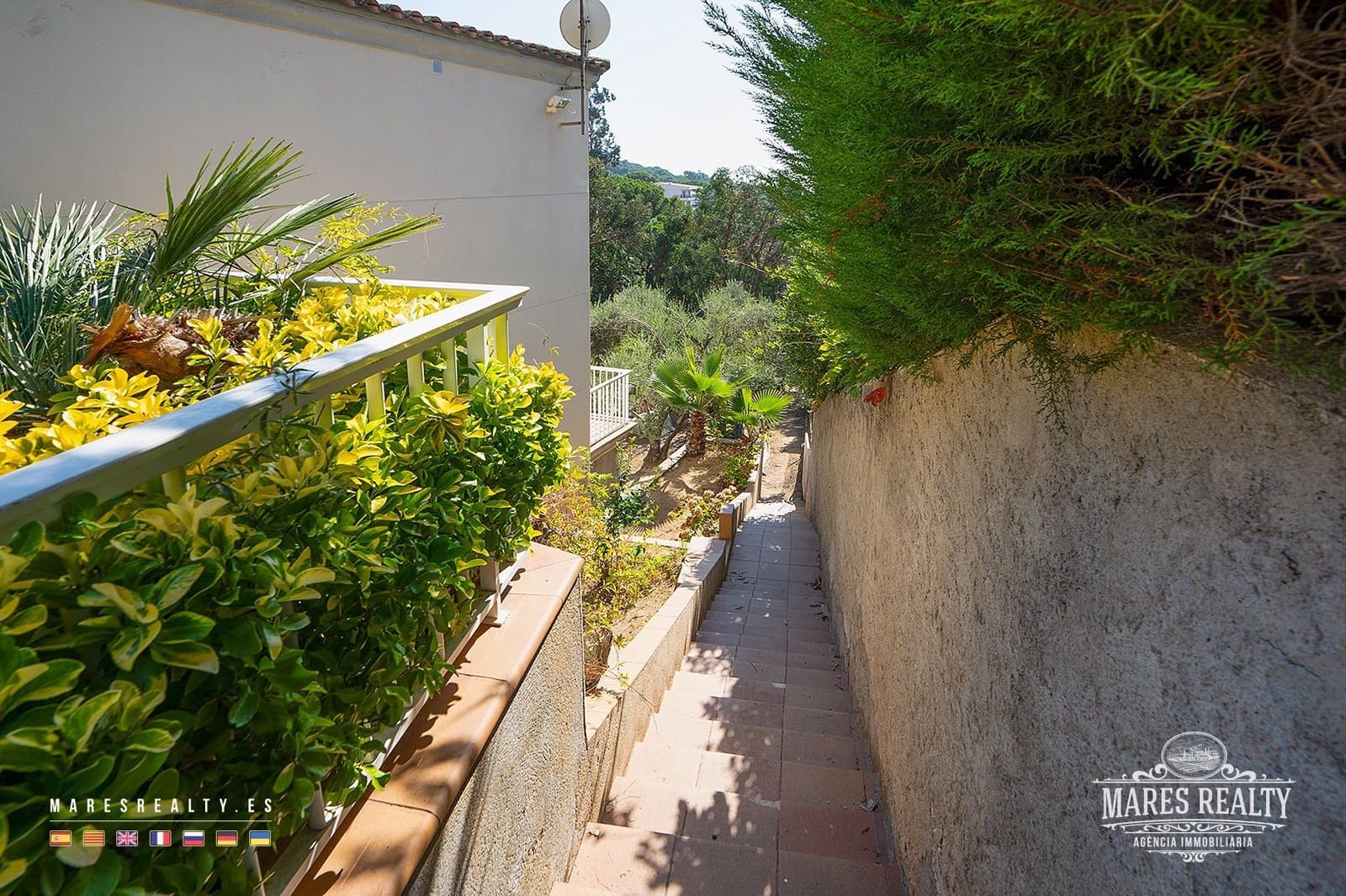 8 soveværelse Villa til salg i Lloret de Mar med garage - € 660.000 (Ref: 7335365)
