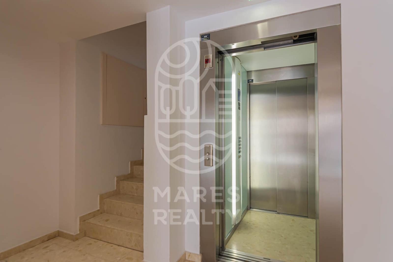 1 makuuhuone Kattohuoneisto myytävänä paikassa Lloret de Mar - 183 000 € (Ref: 7335367)