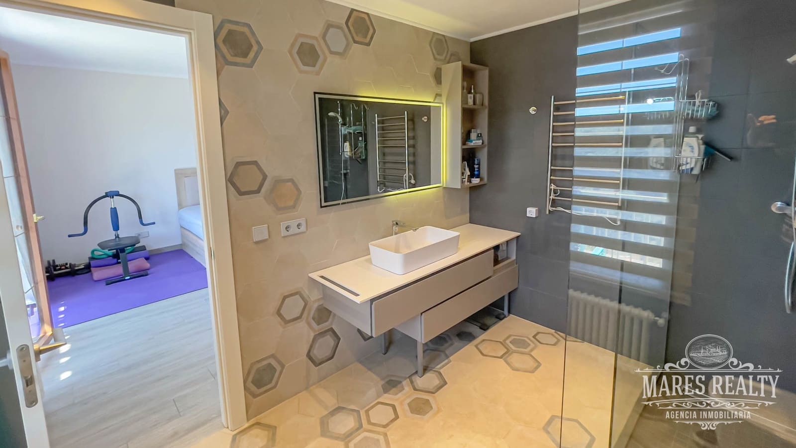 3 chambre Villa/Maison à vendre à Lloret de Mar avec garage - 450 000 € (Ref: 7335387)