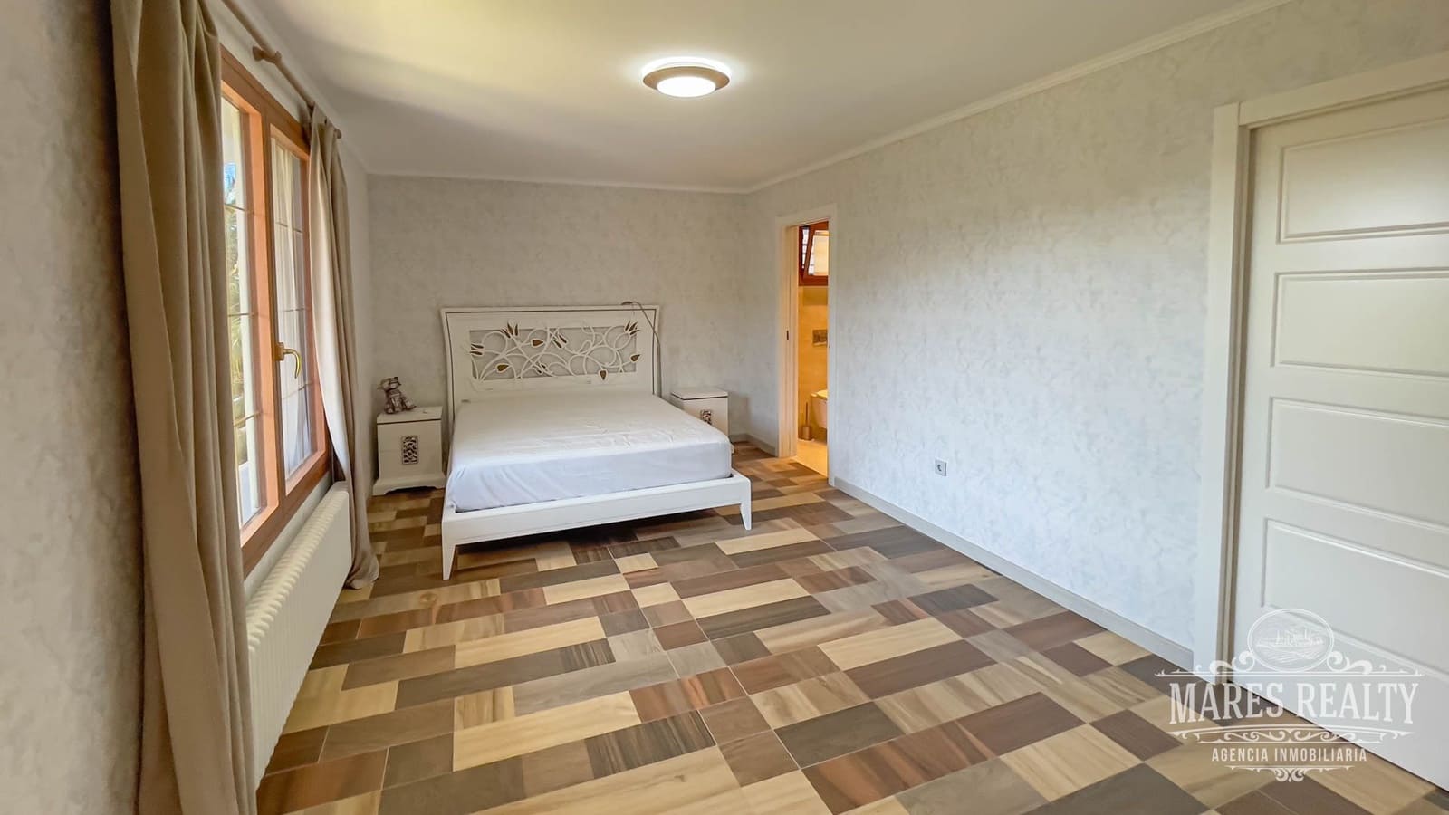 3 chambre Villa/Maison à vendre à Lloret de Mar avec garage - 450 000 € (Ref: 7335387)