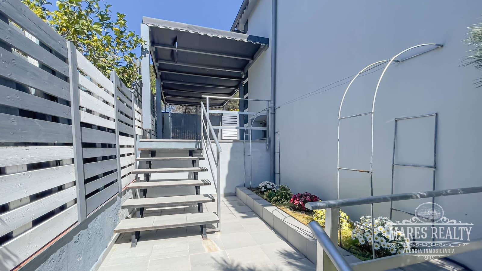 3 chambre Villa/Maison à vendre à Lloret de Mar avec garage - 450 000 € (Ref: 7335387)