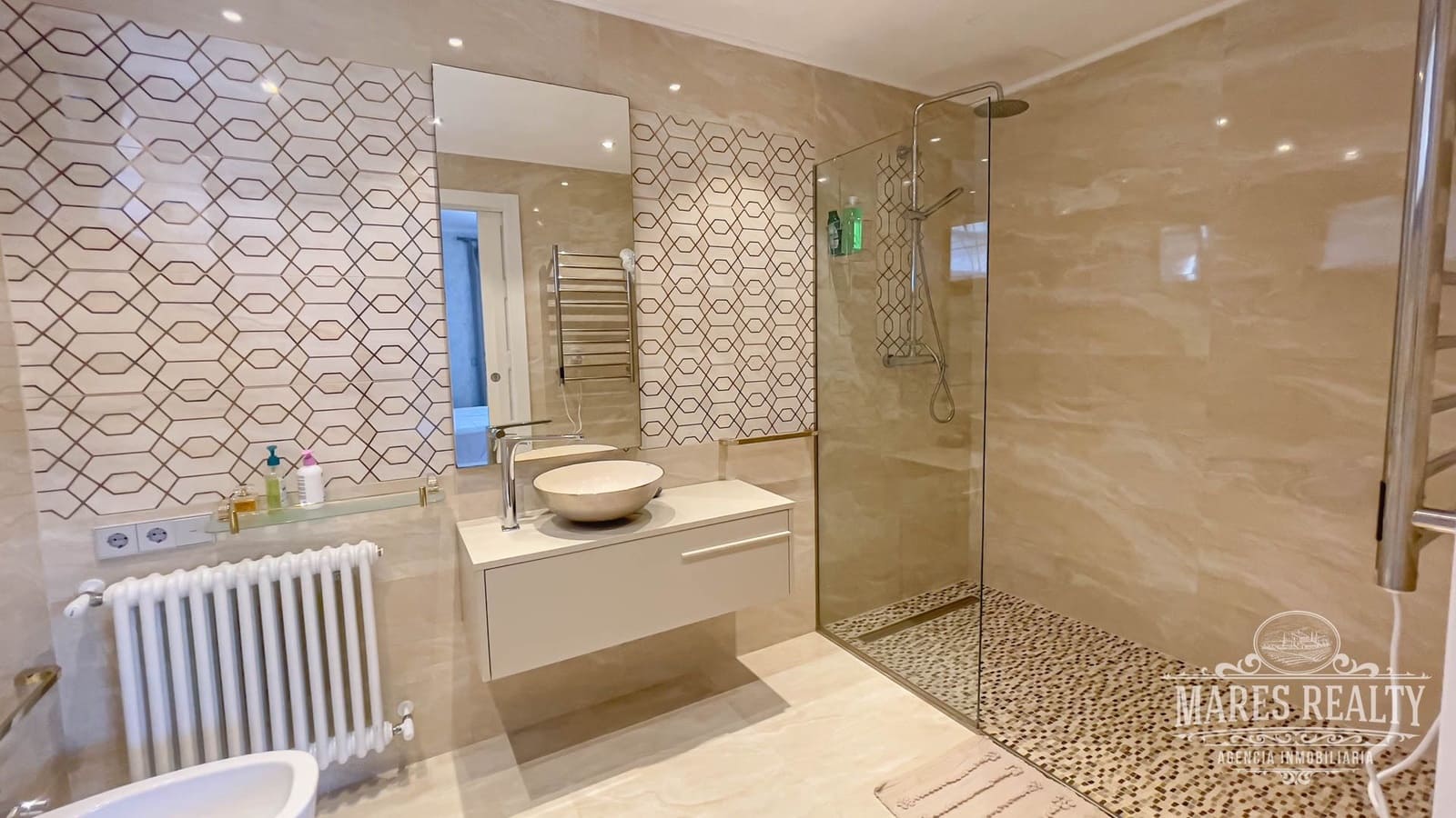 3 chambre Villa/Maison à vendre à Lloret de Mar avec garage - 450 000 € (Ref: 7335387)