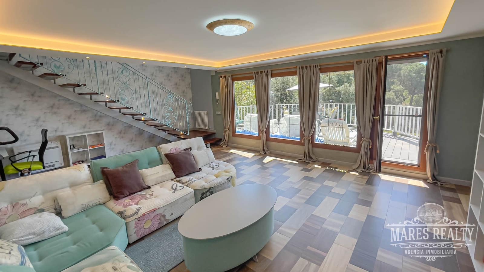3 chambre Villa/Maison à vendre à Lloret de Mar avec garage - 450 000 € (Ref: 7335387)