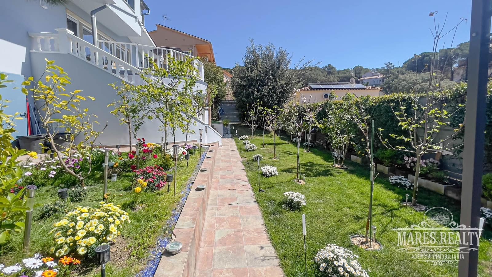3 chambre Villa/Maison à vendre à Lloret de Mar avec garage - 450 000 € (Ref: 7335387)