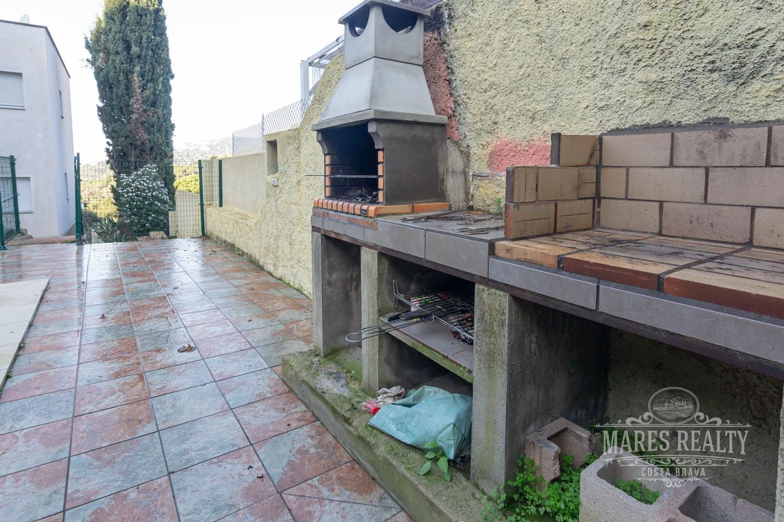 8 bedroom Villa for sale in Lloret de Mar with pool garage - € 695,000 (Ref: 7335393)