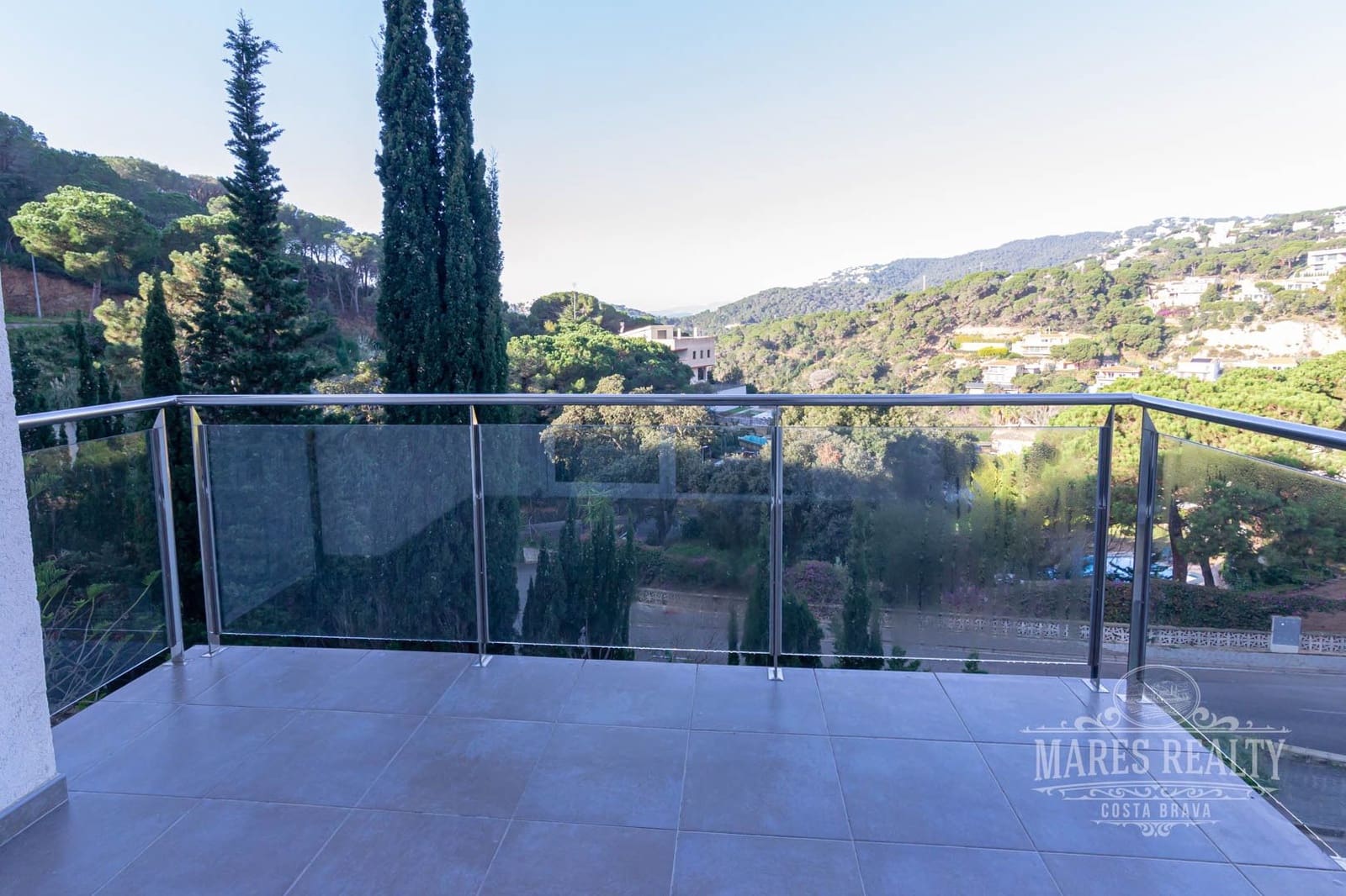 8 bedroom Villa for sale in Lloret de Mar with pool garage - € 695,000 (Ref: 7335393)