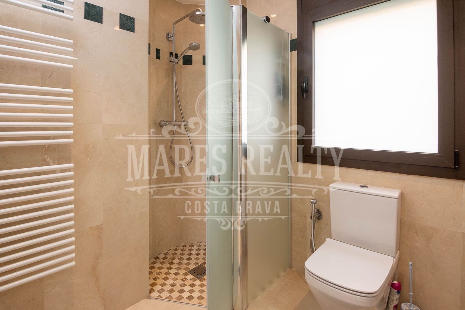 6 soveværelse Villa til salg i Lloret de Mar med swimmingpool garage - € 2.400.000 (Ref: 7340197)