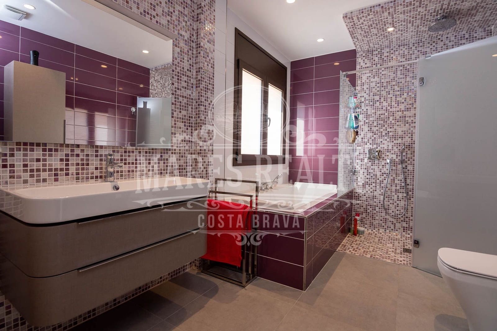 6 soveværelse Villa til salg i Lloret de Mar med swimmingpool garage - € 2.400.000 (Ref: 7340197)