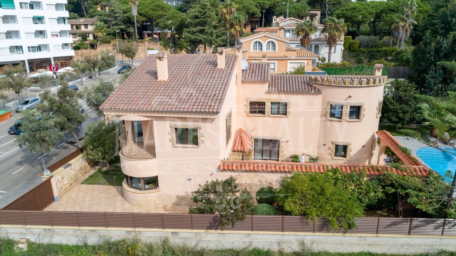 6 soveværelse Villa til salg i Lloret de Mar med swimmingpool garage - € 2.400.000 (Ref: 7340197)