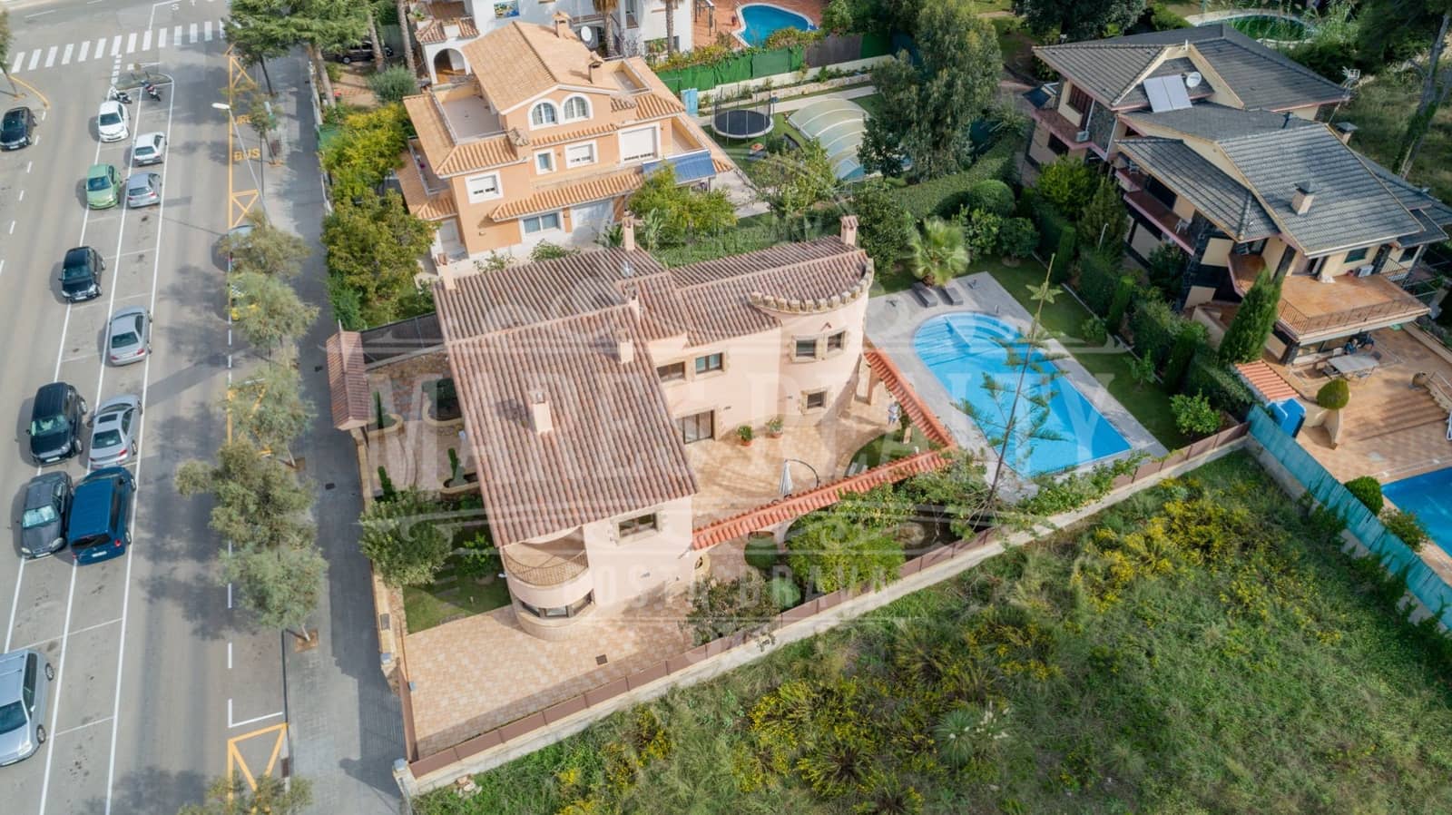 6 soveværelse Villa til salg i Lloret de Mar med swimmingpool garage - € 2.400.000 (Ref: 7340197)