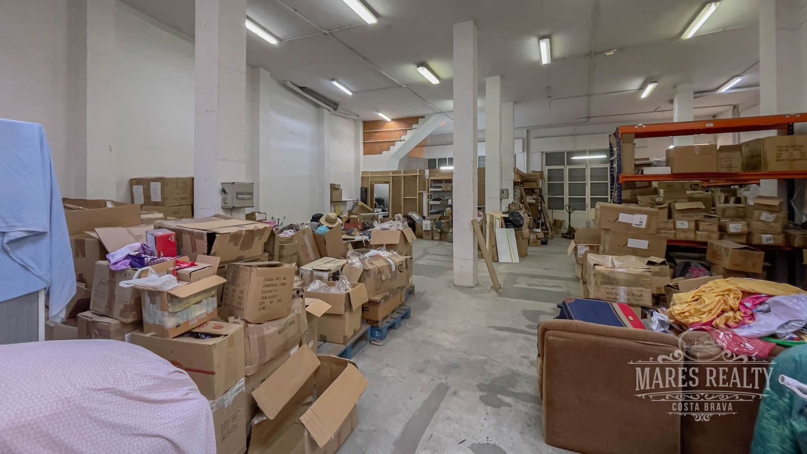 Commercial for sale in Lloret de Mar - € 245,000 (Ref: 7367112)