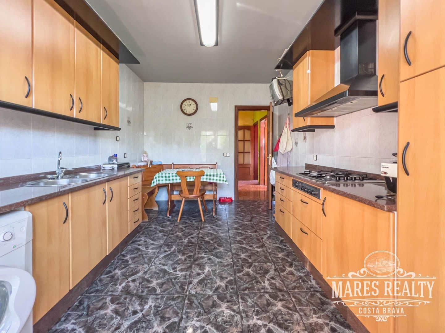 6 bedroom Villa for sale in Lloret de Mar with pool garage - € 525,000 (Ref: 7381296)