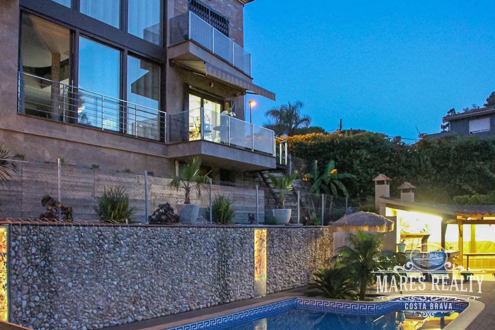 5 camera da letto Villa in vendita in Lloret de Mar con piscina garage - 995.000 € (Rif: 7402302)