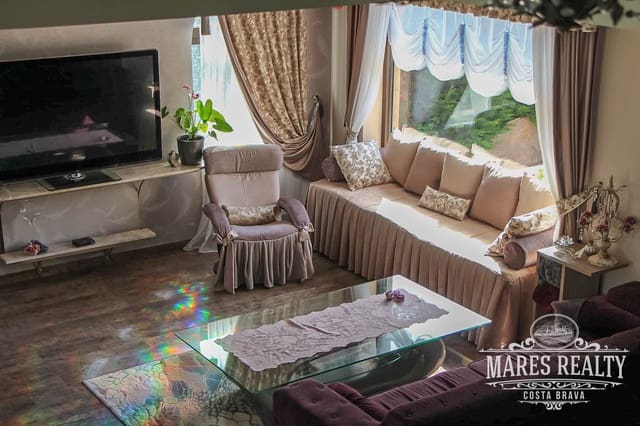 5 camera da letto Villa in vendita in Lloret de Mar con piscina garage - 995.000 € (Rif: 7402302)