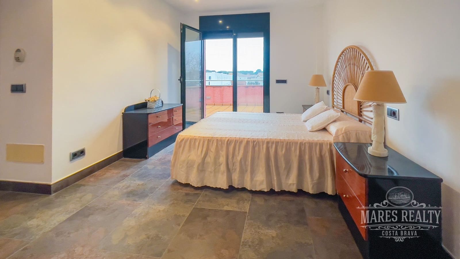 5 Zimmer Villa zu verkaufen in L'Escala mit Pool Garage - 550.000 € (Ref: 7429905)