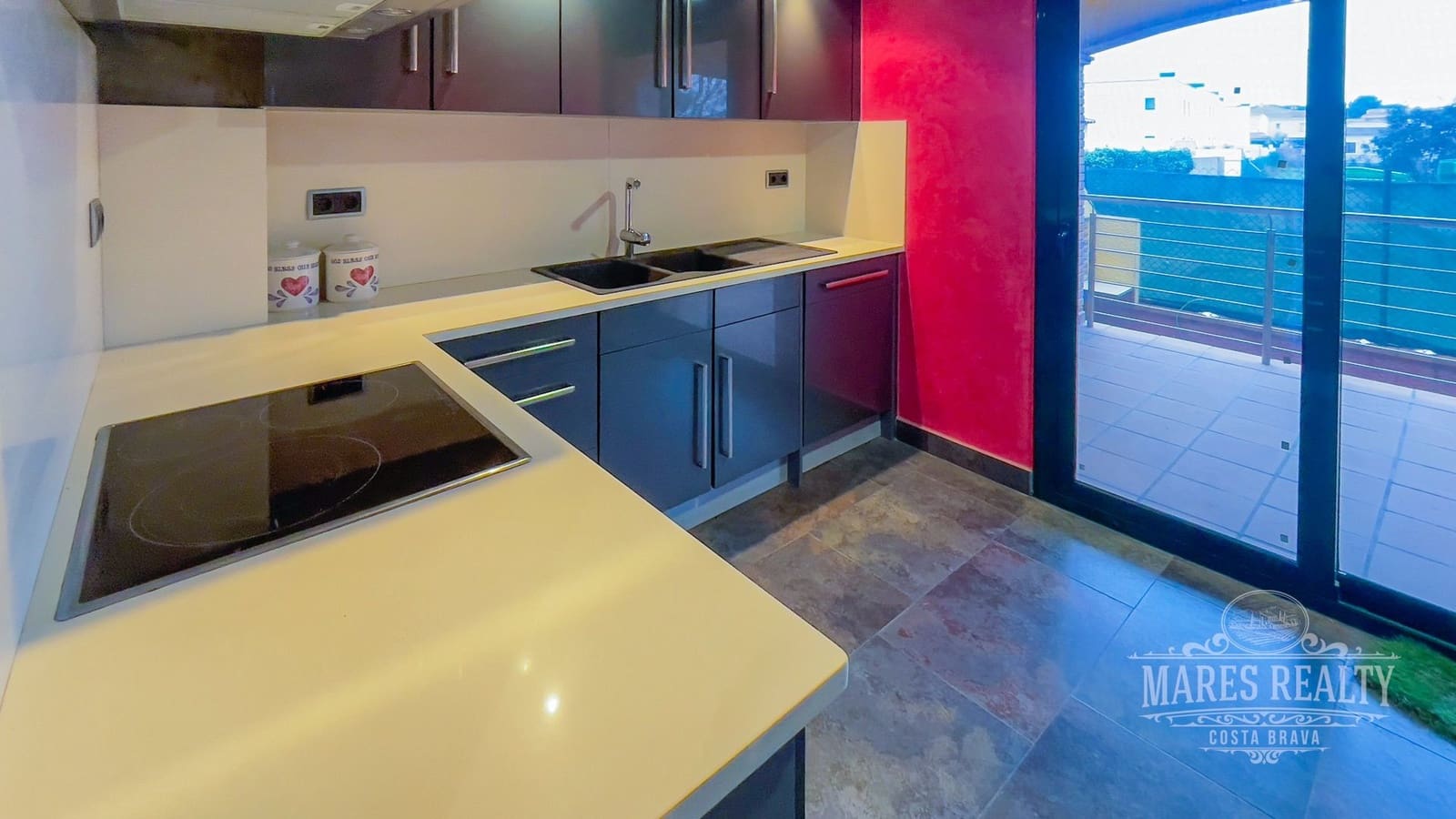 5 Zimmer Villa zu verkaufen in L'Escala mit Pool Garage - 550.000 € (Ref: 7429905)