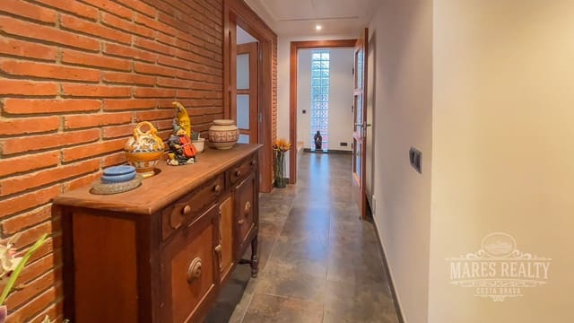 5 quarto Moradia para venda em L'Escala com piscina garagem - 550 000 € (Ref: 7429905)