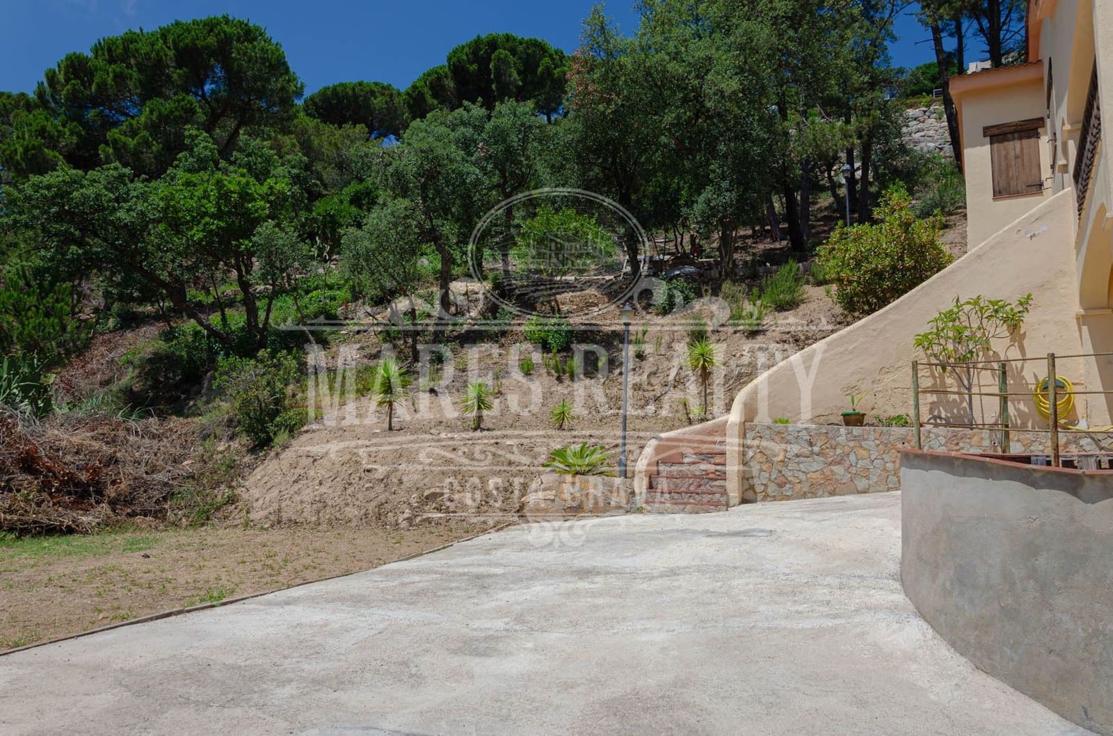 Grunde uden byggetilladelser til salg i Lloret de Mar - € 115.000 (Ref: 7431642)