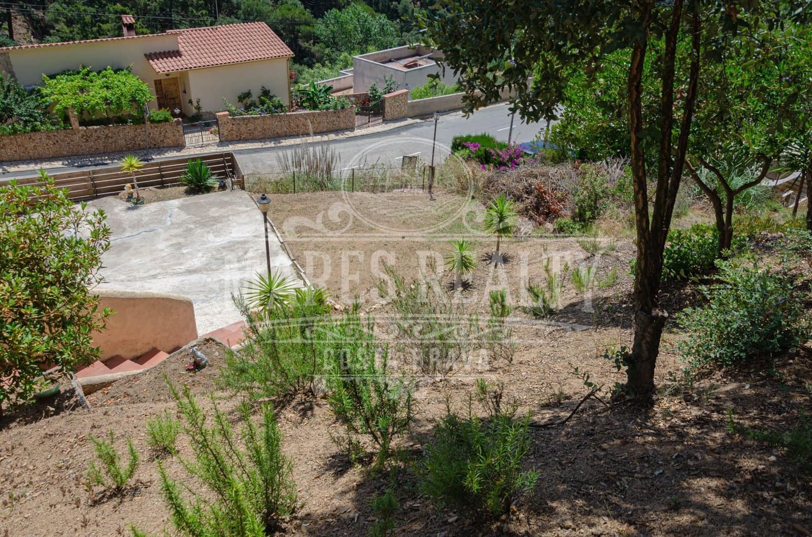 Grunde uden byggetilladelser til salg i Lloret de Mar - € 115.000 (Ref: 7431642)