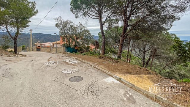 Grunde uden byggetilladelser til salg i Serra Brava, Lloret de Mar - € 105.450 (Ref: 7435362)