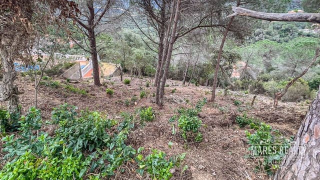 Grunde uden byggetilladelser til salg i Serra Brava, Lloret de Mar - € 105.450 (Ref: 7435362)